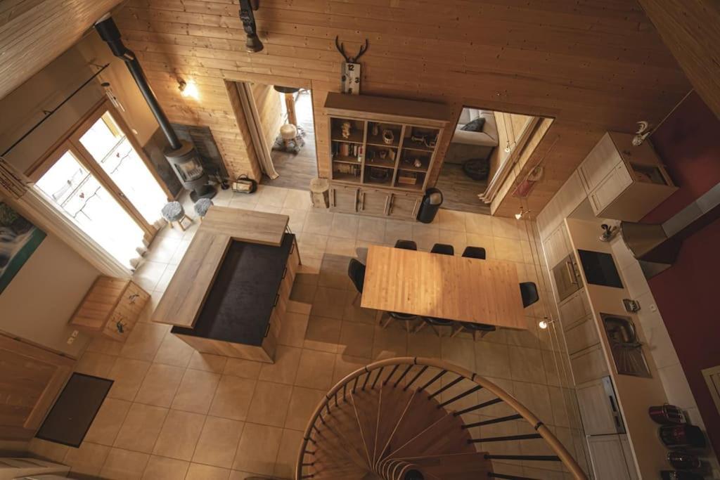 Gite Jura Mina Chalet Au Milieu De La Nature Ney Exterior foto