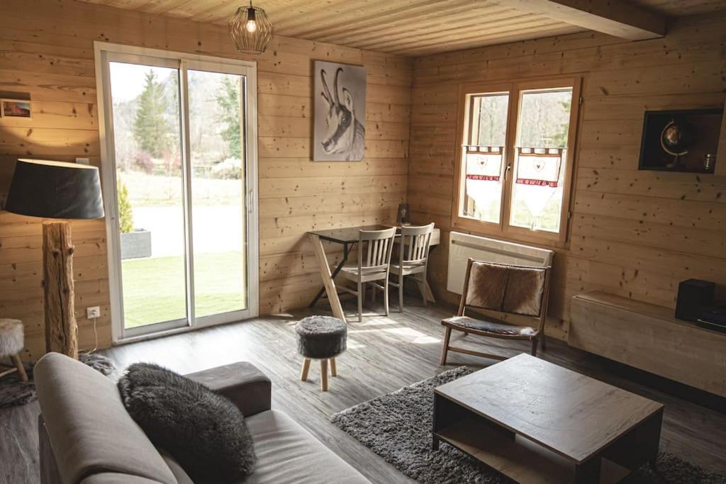 Gite Jura Mina Chalet Au Milieu De La Nature Ney Exterior foto