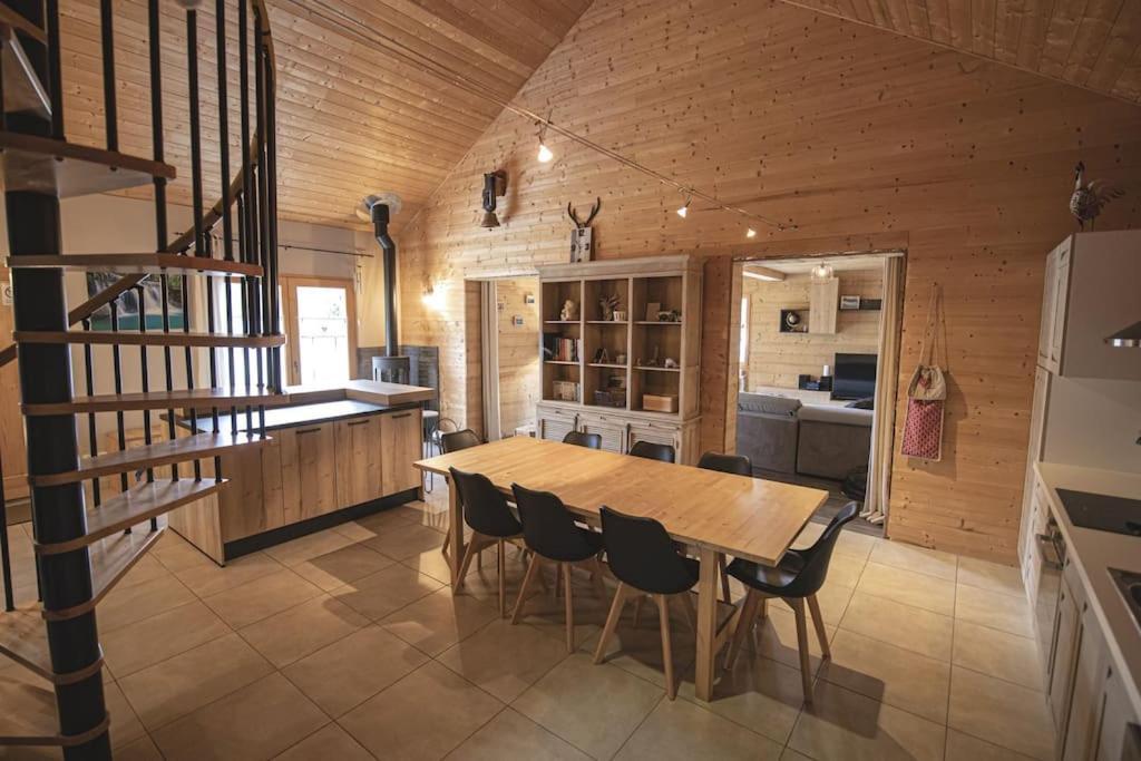 Gite Jura Mina Chalet Au Milieu De La Nature Ney Exterior foto